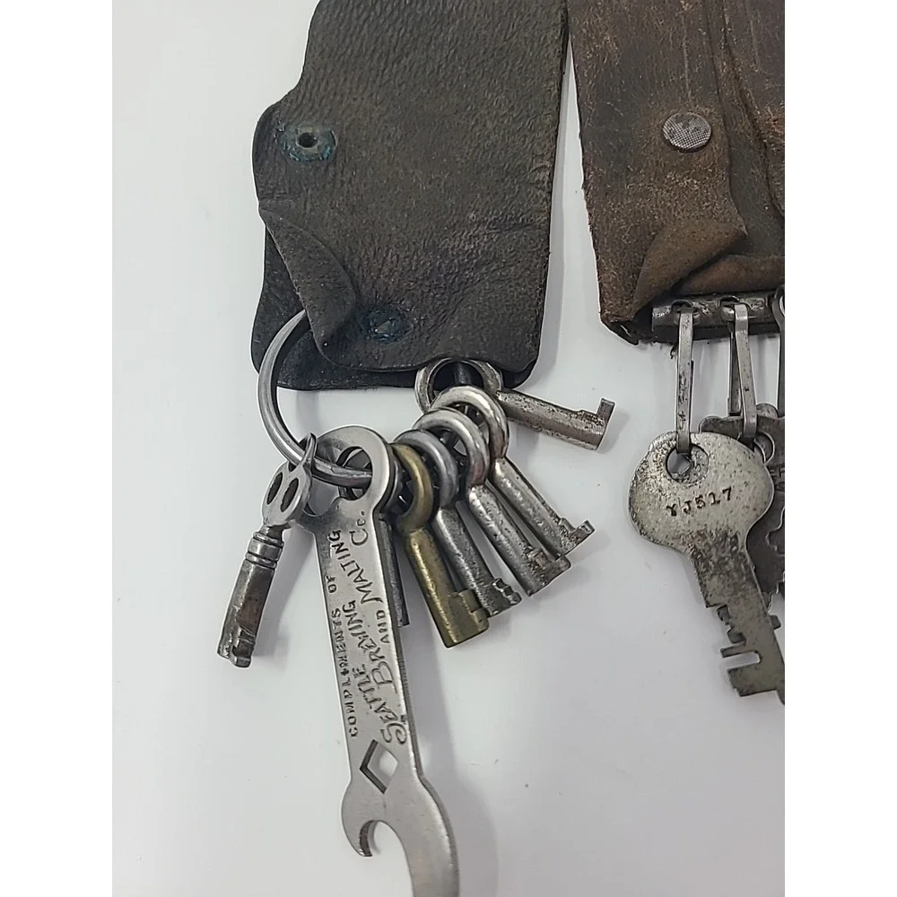 Collection Of 17 Skeleton And Other Vintage Keys With Leather Key Holders